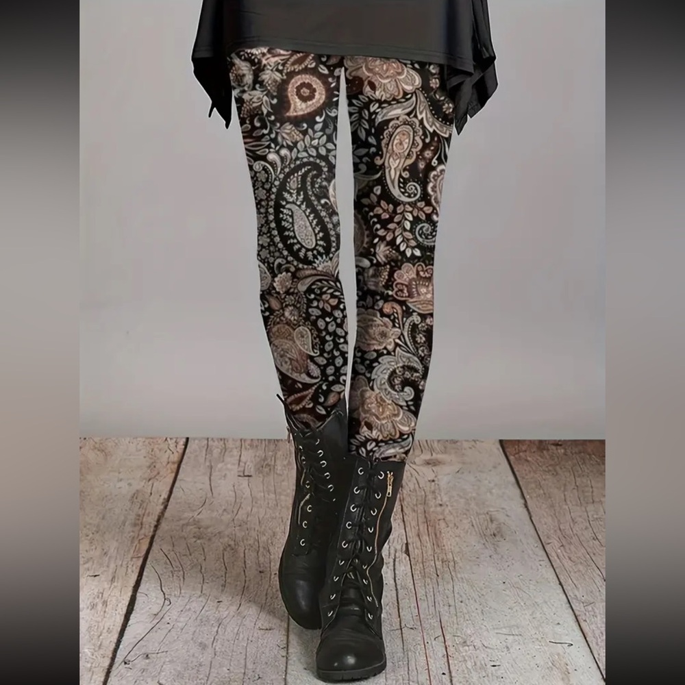 Boho Paisley Print Skinny Leggings - Picture 4 of 9